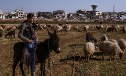 Baas rejiminin adamları halktan alınan rüşvet ve haraçla yaşıyordu!