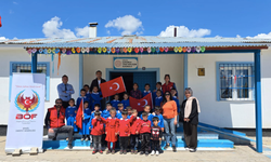 Bingöl Emniyetinden "Yılın Öğretmeni"ne anlamlı ziyaret