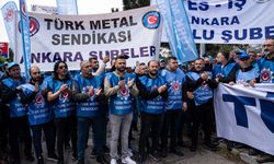 Türk-İş'ten bakanlık önünde eylem!