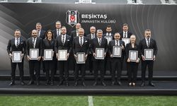 Serdal Adalı ve yönetimi, mazbatalarını aldı!