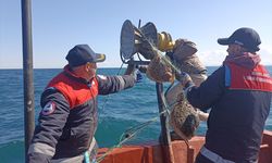 Karadeniz'de kaçak bırakılan 44 bin metre ağ toplandı