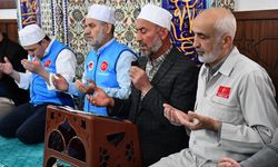 Hacı Adayları Dualarla Uğurlandı