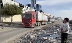 İsrail: Gazze'ye 83 yardım tırı girdi!
