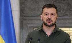 Zelenski: Dünya Putin'in ateşkes için yanıtını beklerken Rusya hala saldırıyor