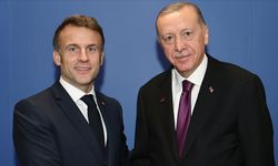 Erdoğan, Macron'la görüştü