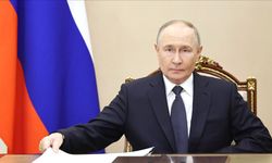 Putin, Başkomutanı görevden aldı