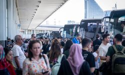 Şehirlerarası otogarlar tıklım tıklım!