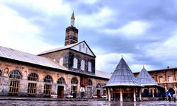 Diyanet açıkladı: İşte il il bayram namazı saatleri!