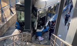 Başkentte feci kaza: Çok sayıda yaralı var!