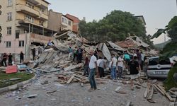 Balıkesir Sındırgı’daki depremde çöken binanın sahibi tutuklandı