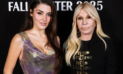 Hande Erçel moda devi Donatella Versace'yle takipleşti