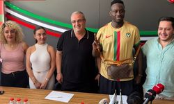 25 gol sözü verip, imzayı attı