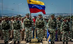 Venezuela'da 5 bin 600 yeni asker orduya katıldı!