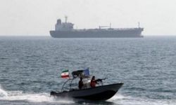 İran, kaçak akaryakıt taşıyan petrol tankerine el koydu!