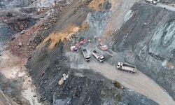 Göçük altındaki şantiye müdürüne 25 gündür ulaşılamadı!