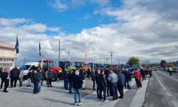 Yunanistan'da çiftçiler yol kapattı, polisle gerilim arttı