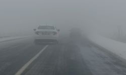 Kars’ta yoğun sis: Uçak seferleri iptal edildi