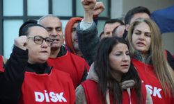 İzmir Büyükşehir işçileri eylemde!