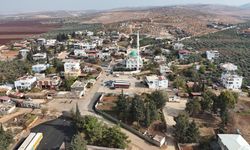 Bu mahallede öğretmen ve imam dışında herkesin soyadı aynı