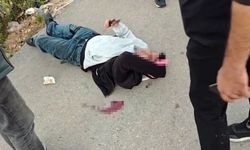 Sokak ortasında bıçaklandı