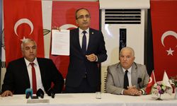 İYİ Parti'de 5 ilçe başkanı istifa etti