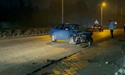 Aynı anda aynı caddede 4 kaza!