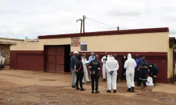 Güney Afrika'da barda katliam!