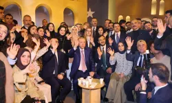 Cumhurbaşkanı Erdoğan gençlerle bir araya geldi