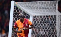 Mucize adam Osimhen Cim Bom'a hayat verdi