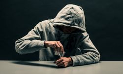 Uyuşturucu kullanımında çarpıcı veriler: Bağımlı sayısı 15 milyona dayandı, kullanım yaşı 12'ye indi