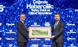 İletişim Başkanı: Bizi yönlendiren şey, yapay zekalar olmamalı!