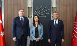 DEM Parti, siyasi parti turuna çıktı: İlk durak CHP