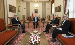 Kurtulmuş, Ahmet Özer'i kabul etti!