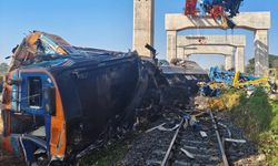 Trenin üzerine inşaat vinci düştü: 22 kişi öldü, çok sayıda yaralı var!