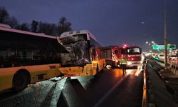 Başakşehir'de 3 İETT otobüsü çarpıştı