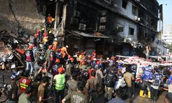 AVM'deki yangında ölü sayısı 14'e yükseldi!