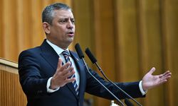 Özgür Özel: Çürümüş sebze kovalamak yakışıyor mu şanlı Türk milletine?