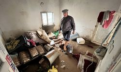 Antalya'da sel suları yıktı geçti!