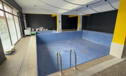 Babasını öldürerek havuz deposuna gömdü