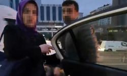 Trafiği yoğun bulan taksici, aldığı yolcuyu tekrar indirdi!