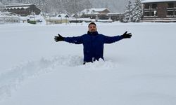 Uzungöl'de kar kalınlığı 1 metreyi aştı