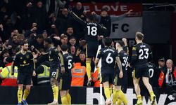 Manchester United, Arsenal'ı 3-2 mağlup etti