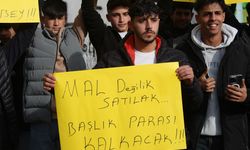 Adana'da gençlerden başlık parası eylemi