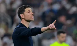 Real Madrid'de Xabi Alonso gitti, Alvaro Arbeloa geldi