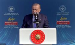 Erdoğan: Dünyanın en büyük şantiyesini deprem bölgesinde kurduk