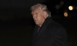 Trump'tan İran'a gözdağı: Gemiler yolda!