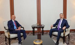 Hakan Fidan ile Tom Barrack görüştü