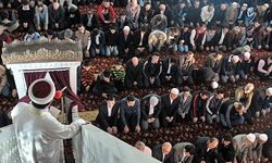 Cuma hutbesinde din istismarına dikkat çekildi!