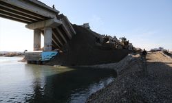 YPG'nin patlattığı köprüyü halk kendi imkanlarıyla onarıyor!