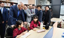 Bakan Ersoy: Yapılan her yatırım bilgiye erişimi güçlendirir!